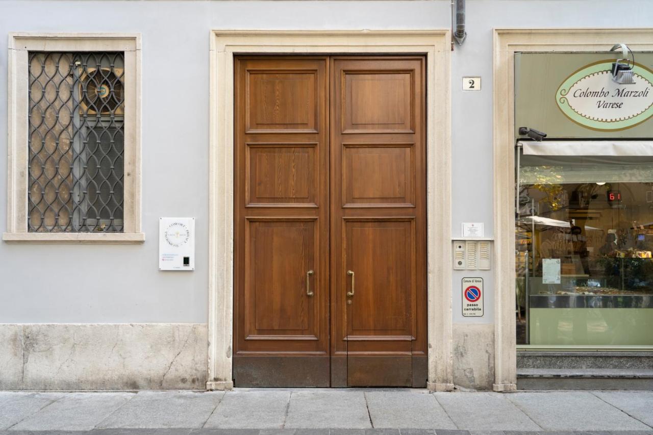 Varese Suites Luaran gambar