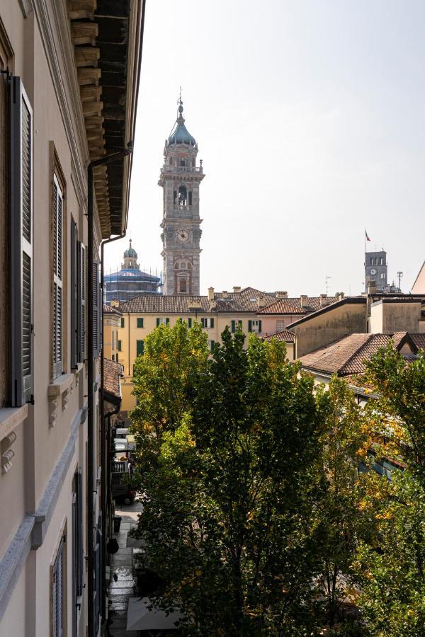 Varese Suites Luaran gambar