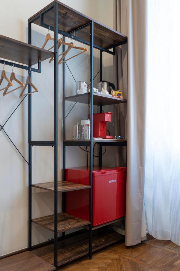 Varese Suites Luaran gambar