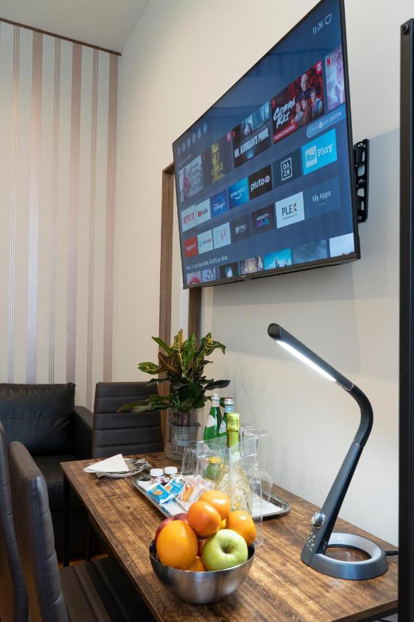 Varese Suites Luaran gambar